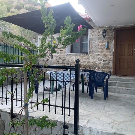 Stone House Under A Rock Kukos Apartment Sykia Chalkidikis Exterior foto