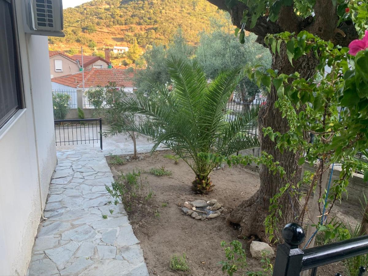 Stone House Under A Rock Kukos Apartment Sykia Chalkidikis Exterior foto
